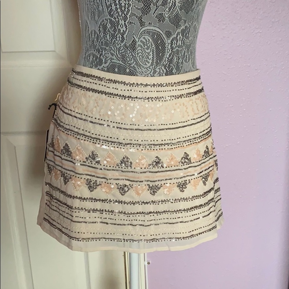 Sequined skirt
